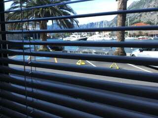 Апартаменты Apartments Qualitas Котор Апартаменты с видом на море-12